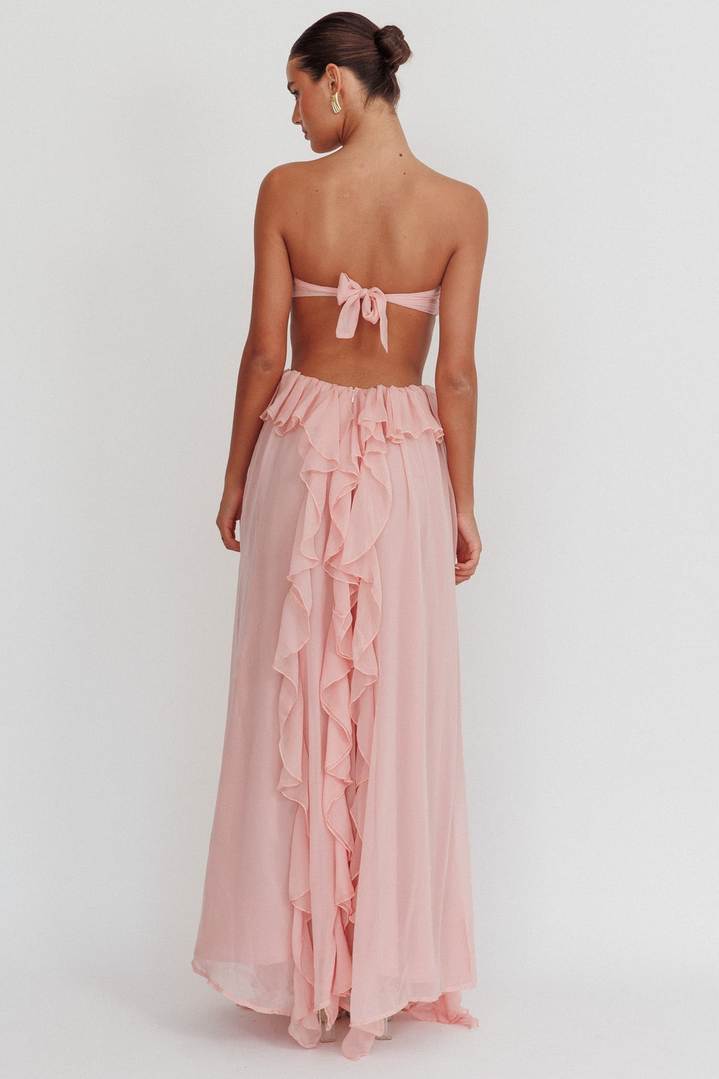 Chifón | Vestido maxi de chifón con recortes y volantes