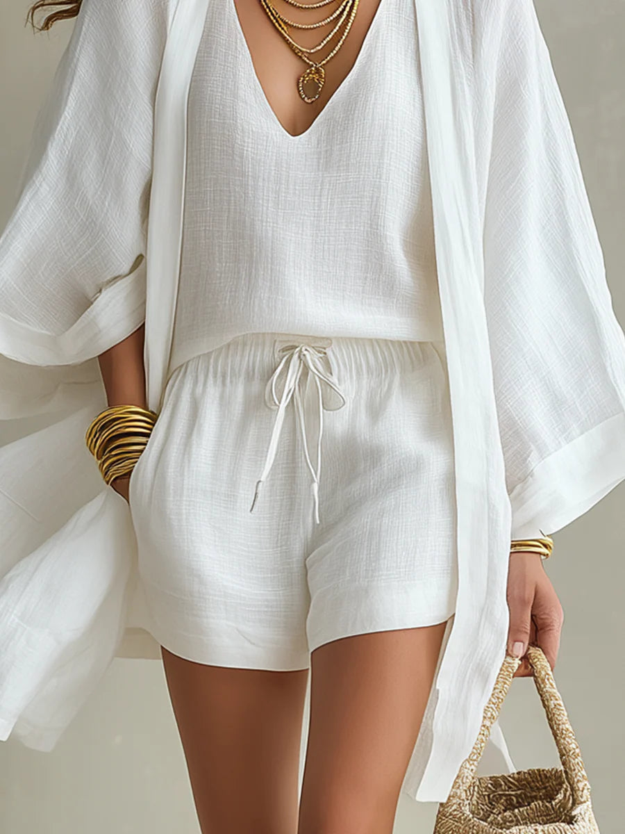 Conjunto de tres piezas: cárdigan blanco holgado y pantalones cortos con cordón
