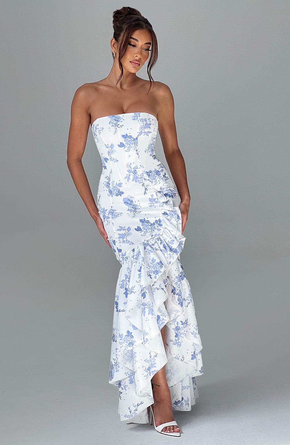 Xyrelle - Vestido maxi sin mangas con abertura lateral y volantes