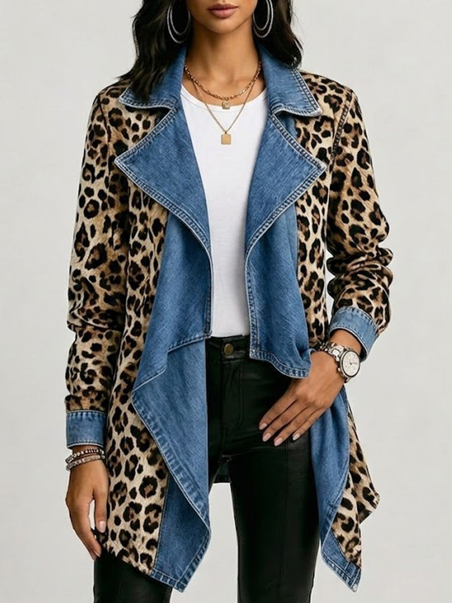 Cécile | Chaqueta de paneles de denim lavado y estampado de leopardo