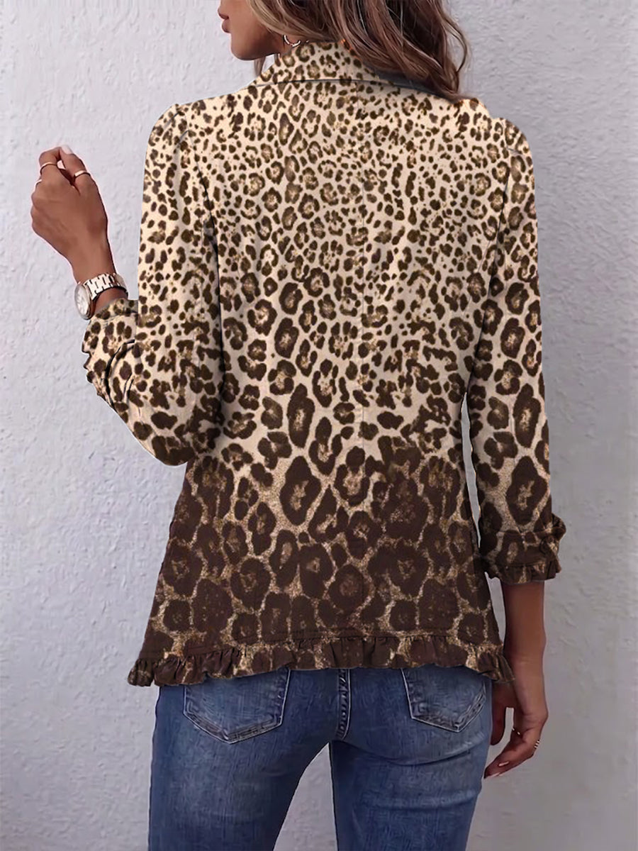 Jacqueline | Chaqueta plisada con estampado de leopardo